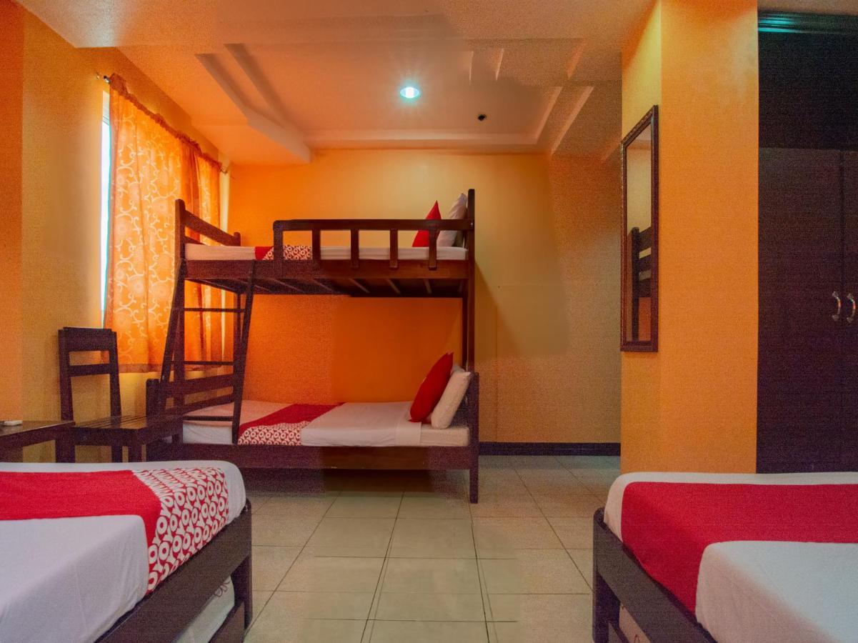 Rooms R Us - Voyagers Palace Puerto Princesa ภายนอก รูปภาพ