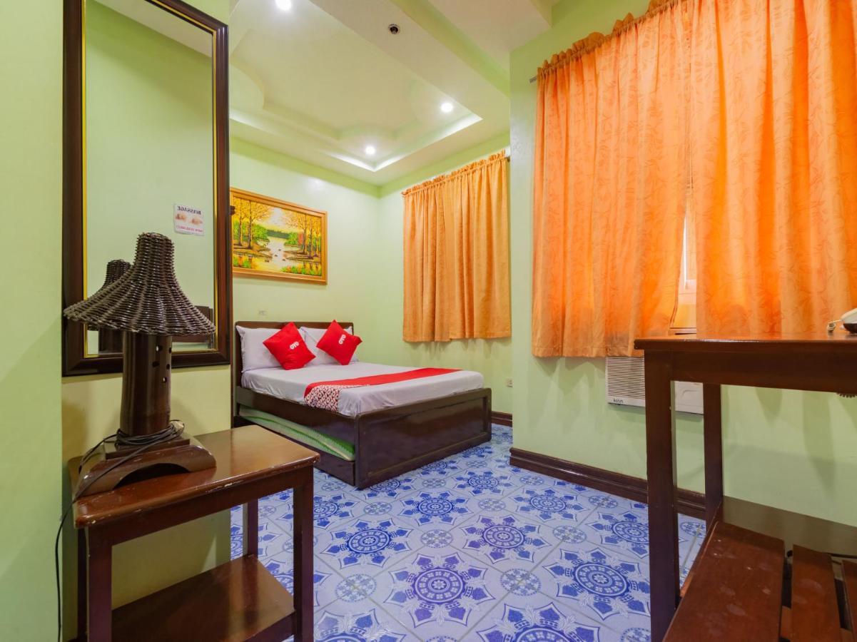 Rooms R Us - Voyagers Palace Puerto Princesa ภายนอก รูปภาพ