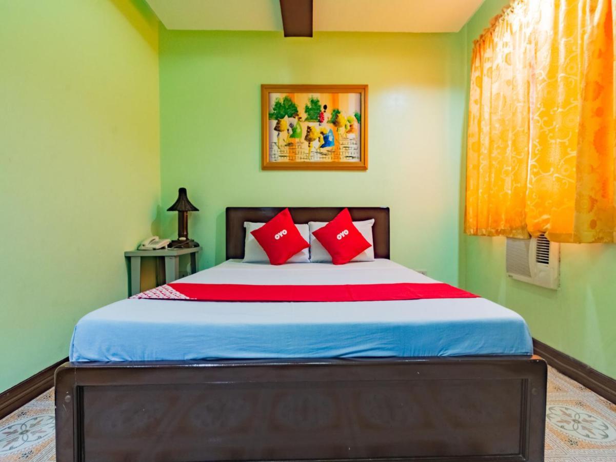 Rooms R Us - Voyagers Palace Puerto Princesa ภายนอก รูปภาพ